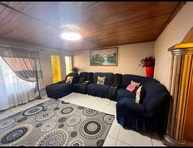 8 BEDROOM HOUSE FOR SALE IN DALPARK